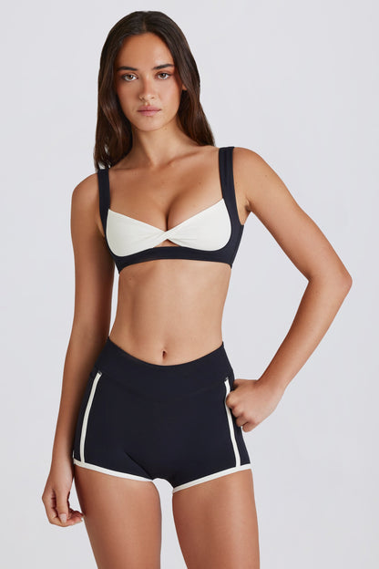 Minishorts Soft Active con contraste en negro