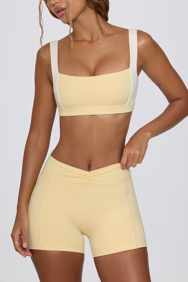 Minishorts fruncidos en limón jaspeado — vista 2