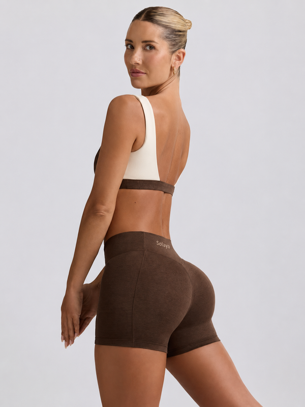 Minishorts fruncidos en color nuez jaspeado — vista 2