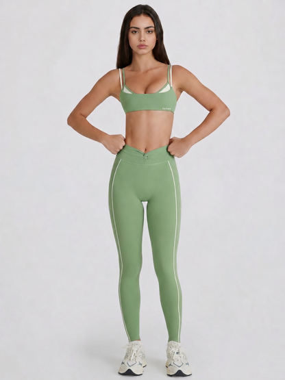 Leggings Soft Active con torcido al frente en verde jade
